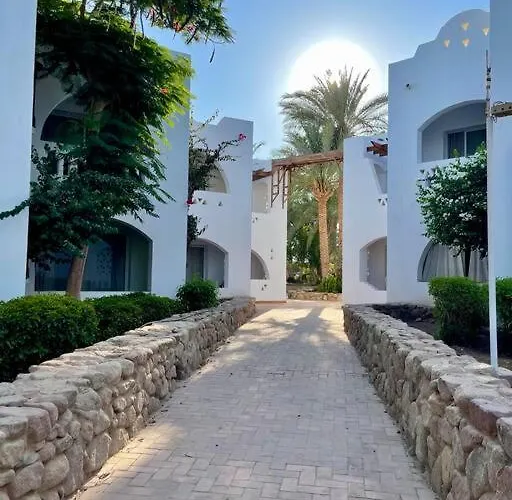 Daire ℂoral Bay Dream - Luxury Sunset Sea View *