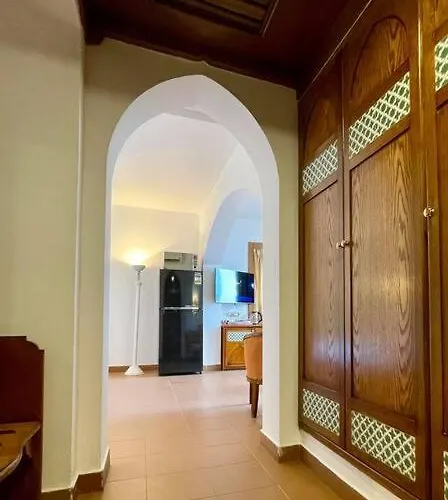 Daire ℂoral Bay Dream - Luxury Sunset Sea View *